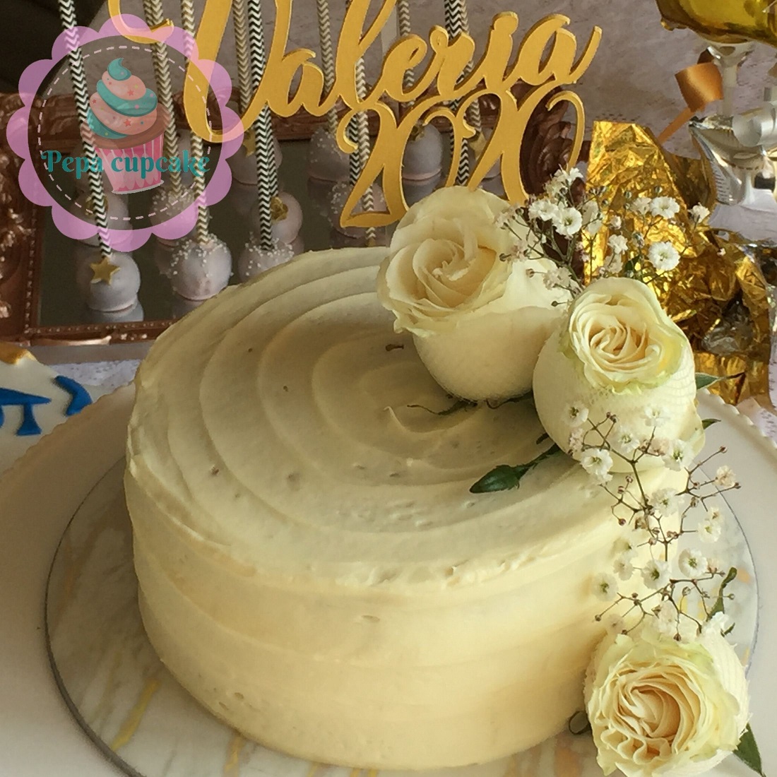 18.-Torta Graduación Flores